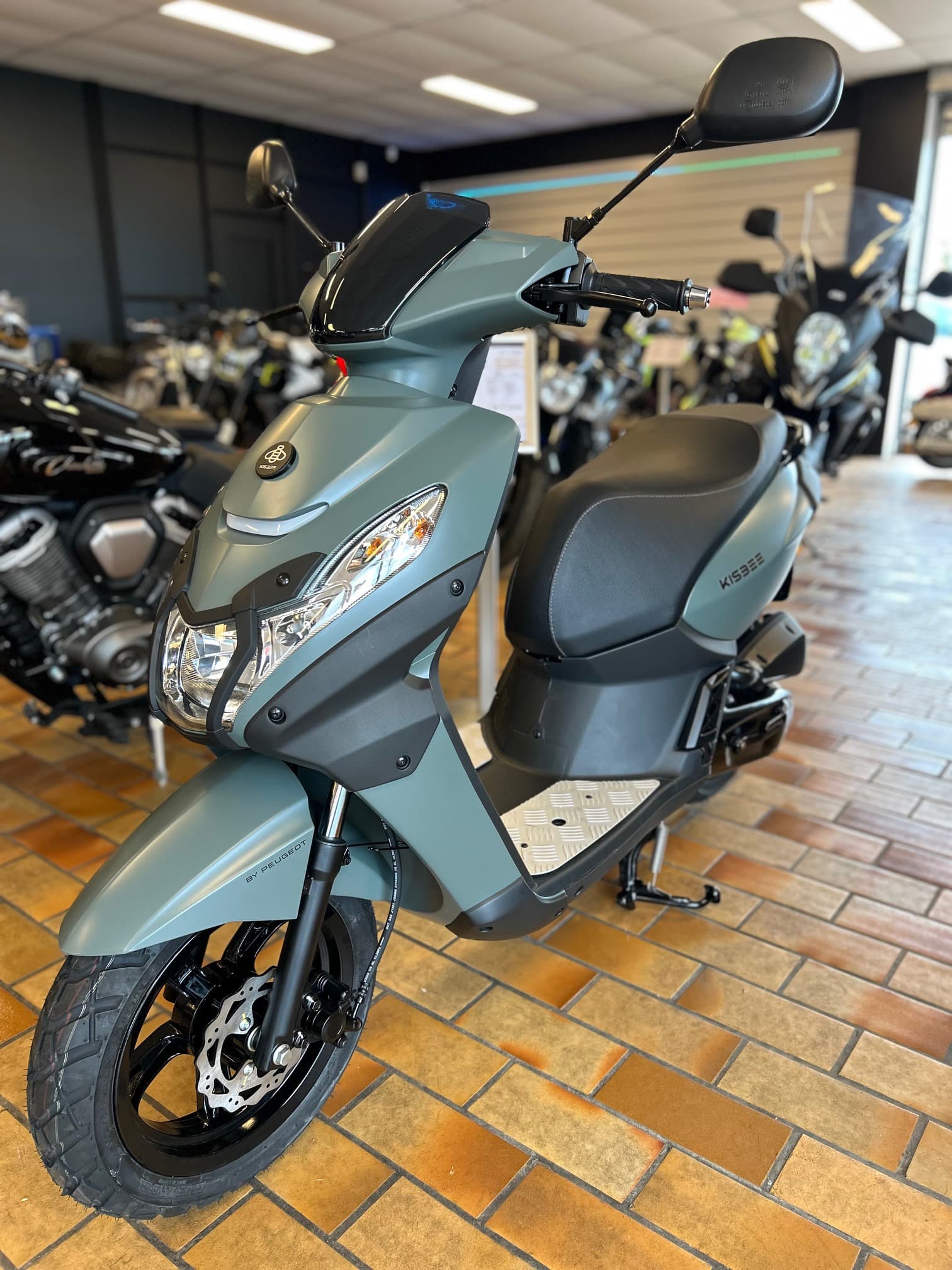 Kisbee S Shadow, 4T inj. édition "Adventure"